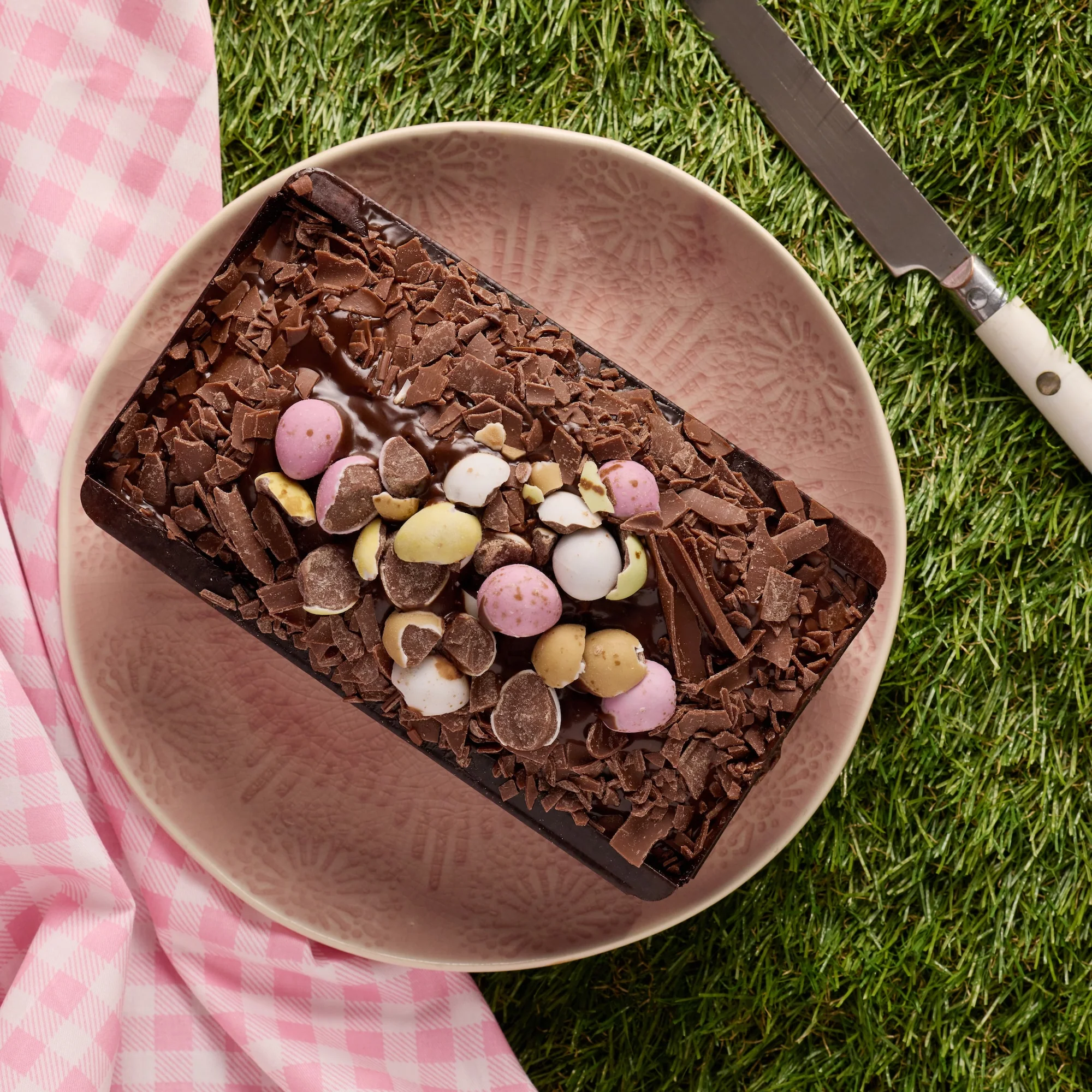 Chocolate Easter Loaf Cake