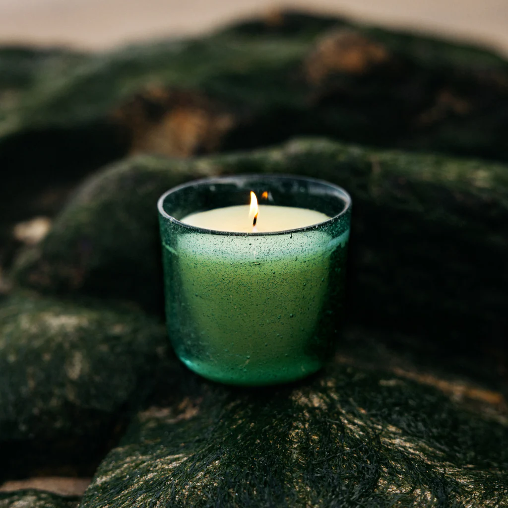 St Eval Bay Sea Moss & Driftwood, Sea Garden Glass Candle - Image 4