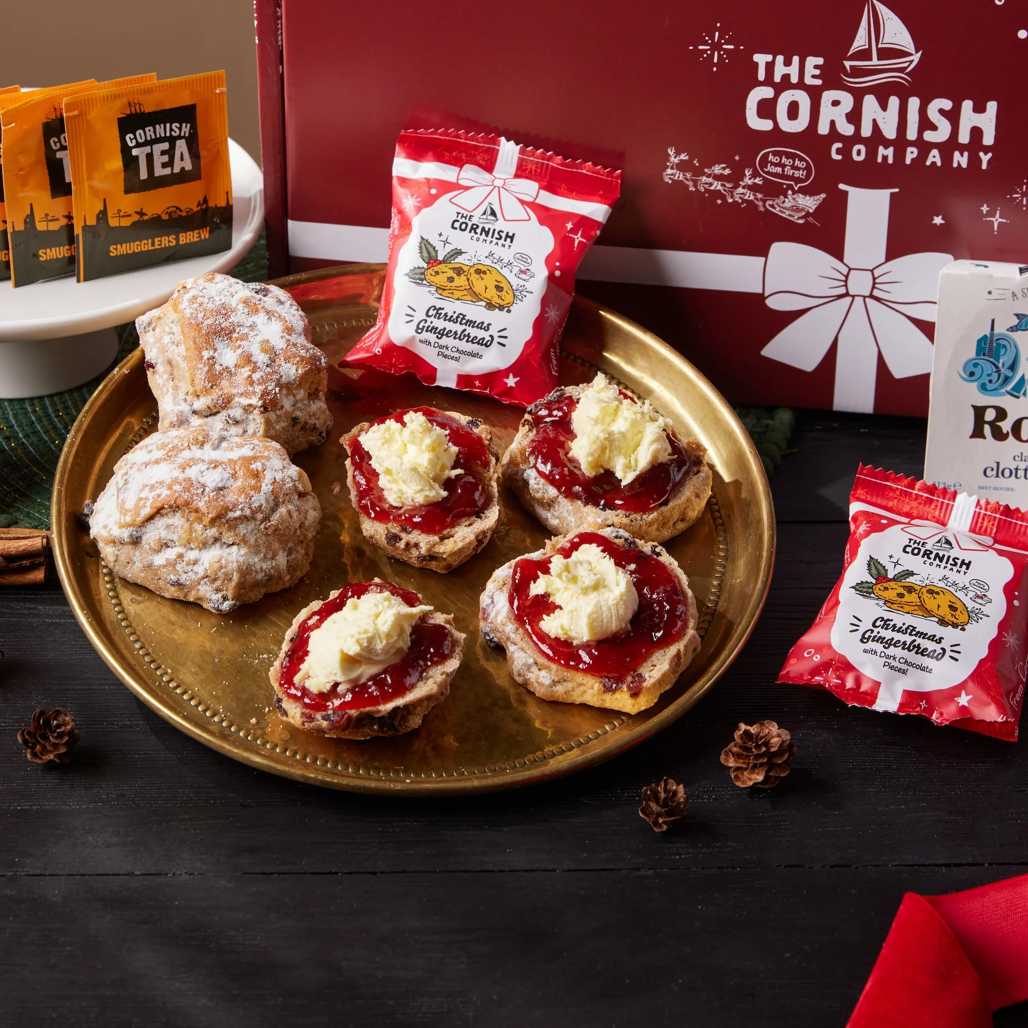 The Christmas Cream Tea Hamper - Image 3