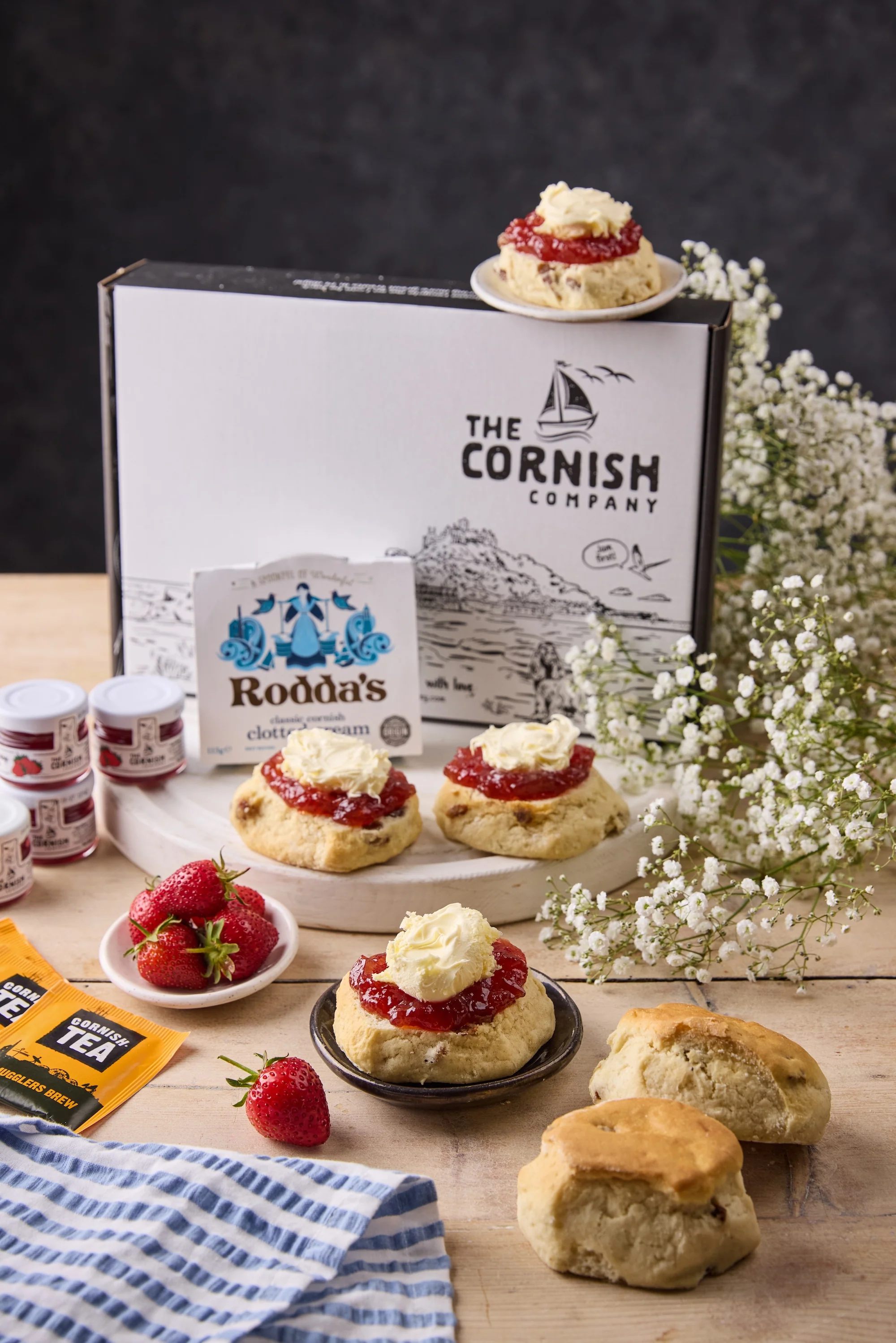The Fruit Scone Cream Tea Hamper - Image 5