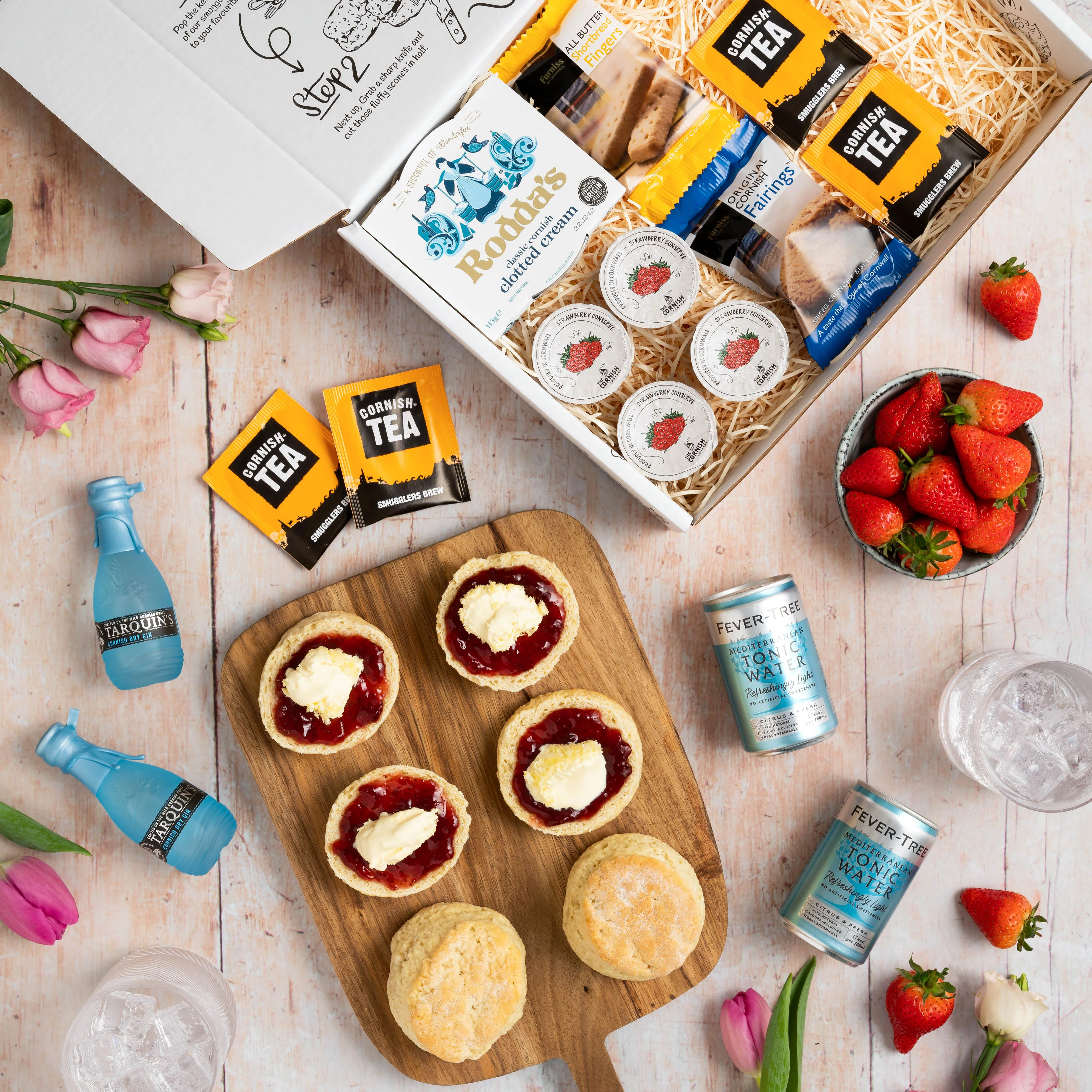 The Gin & Tonic Cream Tea Hamper - Image 4