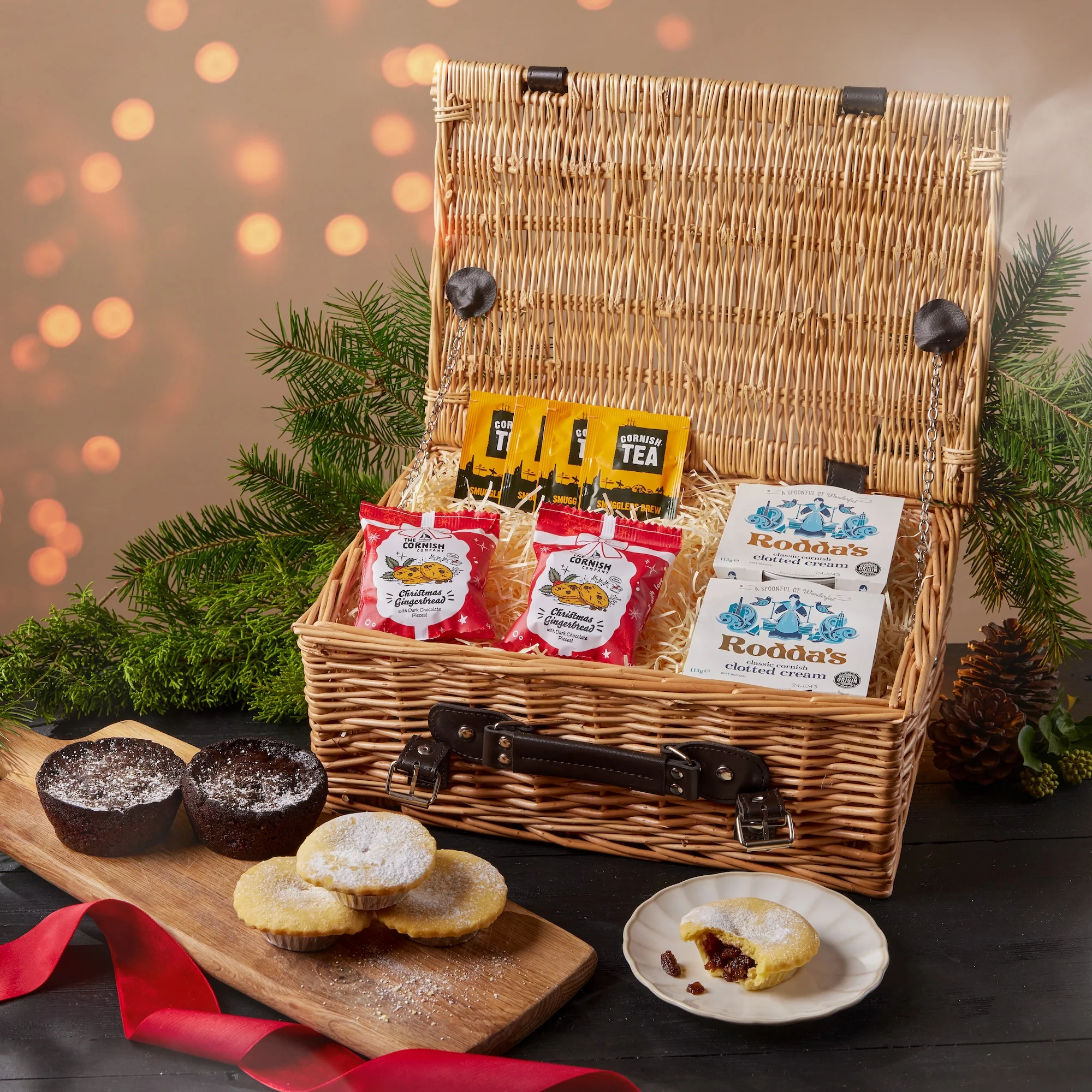 The Mini Christmas Treat Hamper - Image 6