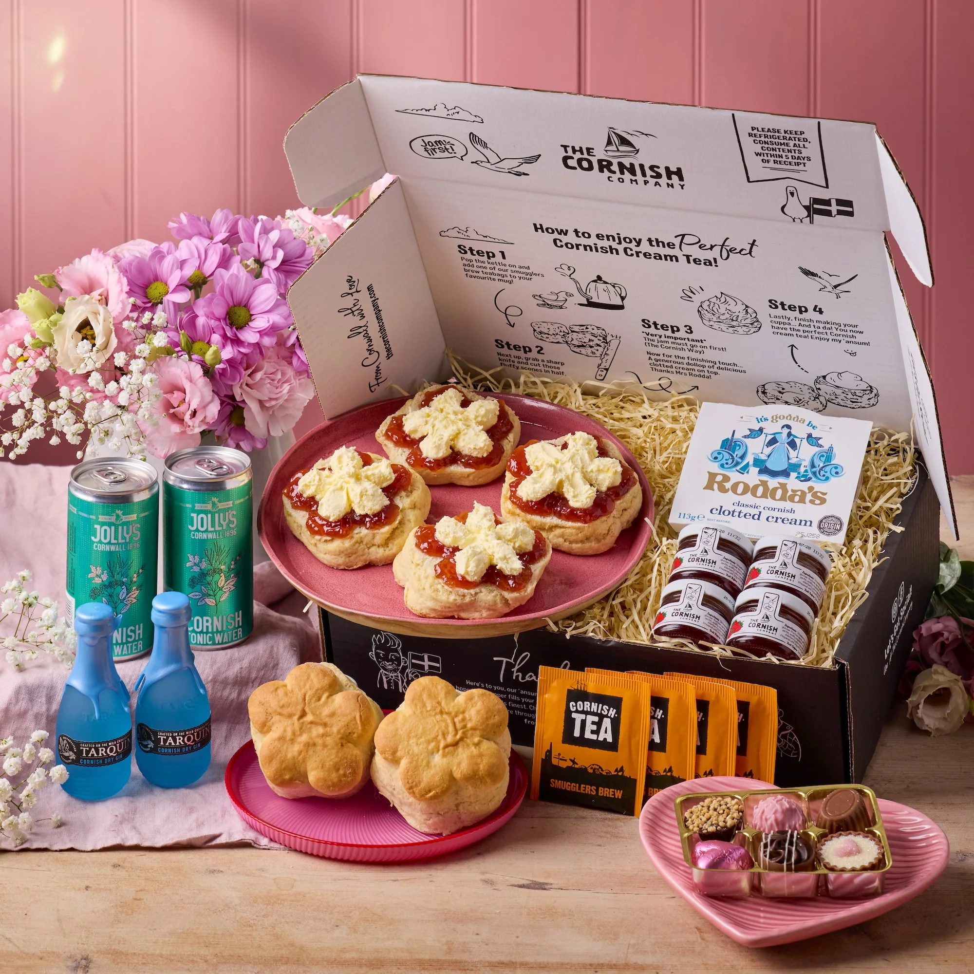 The Petals & Gin Hamper - Image 3